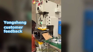 Rouleau de papier d'aluminium pour récipients en papier d'aluminium.