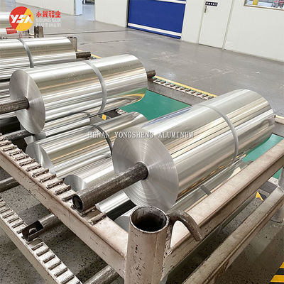 3003 3004 3005 Feuille d'aluminium allié Jumbo Roll Coil Stock Emballage enveloppé