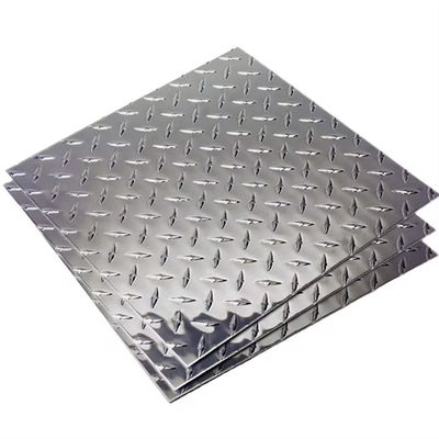 Plaque d'aluminium diamantée / plaque à carreaux à motifs / feuille d'aluminium perforée en relief