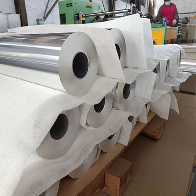 Service de découpe de rouleaux de feuille d'aluminium en alliage certifié pour emballage alimentaire et film isolant