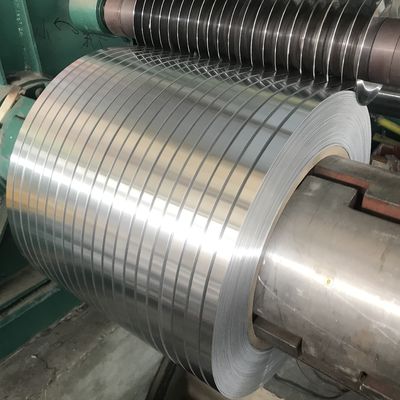 L'aluminium mince fait sur commande de la largeur 0.5mm H22 1060 dépouille le petit pain à haute résistance