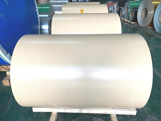 5052 PVDF enduisant l'anti impact enduit d'une première couche de peinture de bobine en aluminium