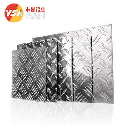 Barres à carreaux en aluminium du plat 5 3 barres 4x8 Diamond Plate Embossed Aluminum Sheet en aluminium